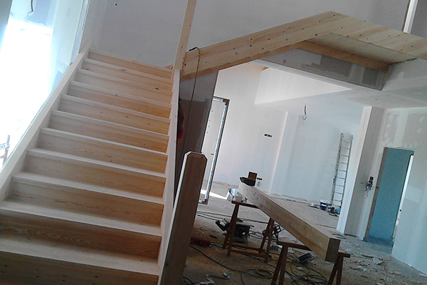 Construccion escalera de madera